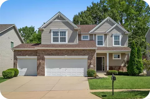 535 Mira Villa Dr, Saint Peters, MO 63376