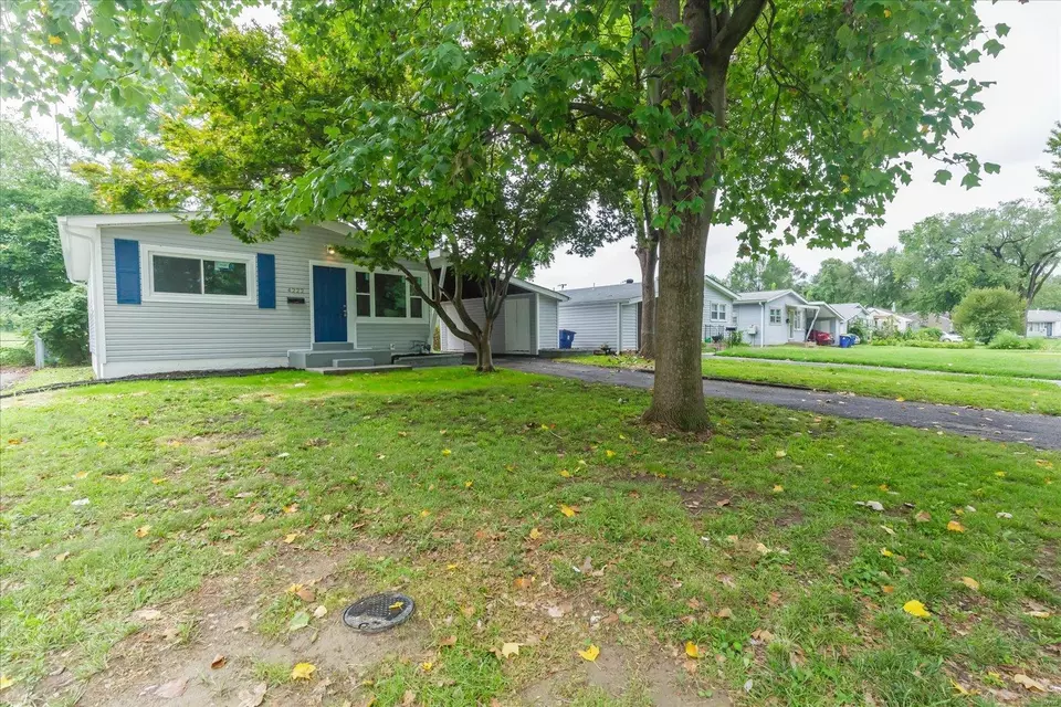 4222 Saint Linus Ln, Saint Ann, MO 63074 photo 18