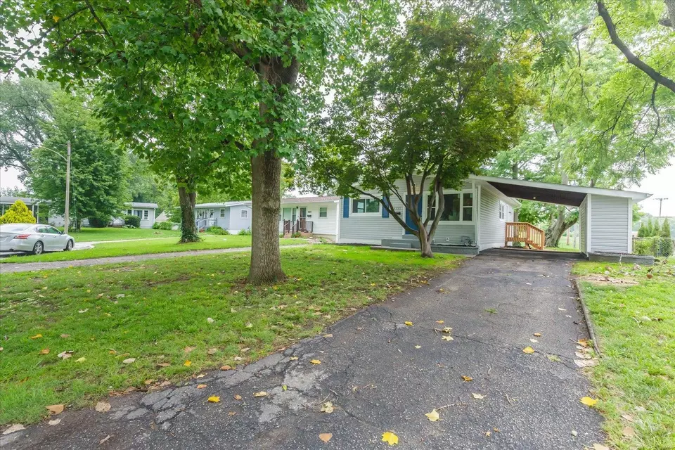  4222 Saint Linus Ln, Saint Ann, MO 63074 photo 19
