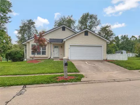 14303 Jamestown Bay Dr, Florissant, MO 63034