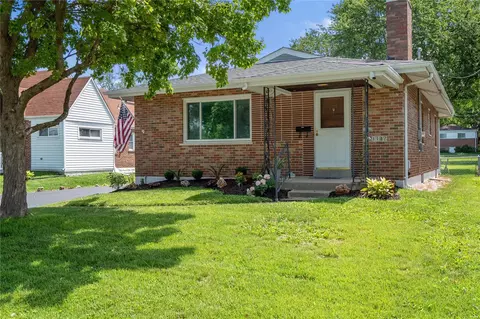 1142 Kortwright Ave, Saint Louis, MO 63119