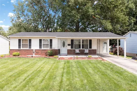 1730 Deborah Dr, Florissant, MO 63031