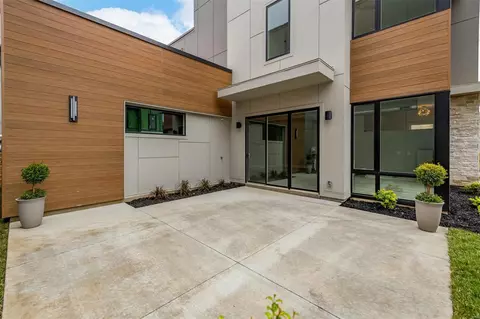 2747 Lafayette Ave, Saint Louis, MO 63104