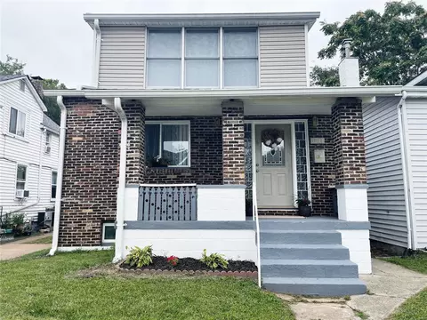 3841 Bates St, Saint Louis, MO 63116