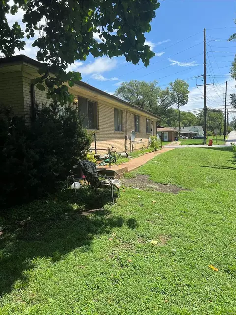 3901 Wright Ave, Saint Ann, MO 63074 photo 5