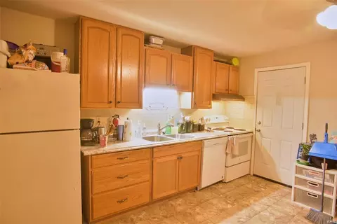 3901 Wright Ave, Saint Ann, MO 63074 photo 4