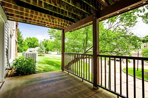 1688 Ridgeview Circle Dr, Ballwin, MO 63021 photo 57