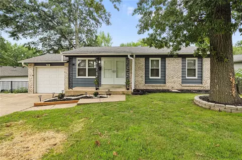 9111 North Ave, Saint Louis, MO 63114