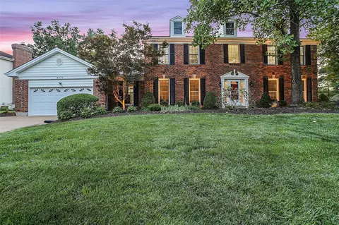 2771 Sun Meadow Dr, Wildwood, MO 63005