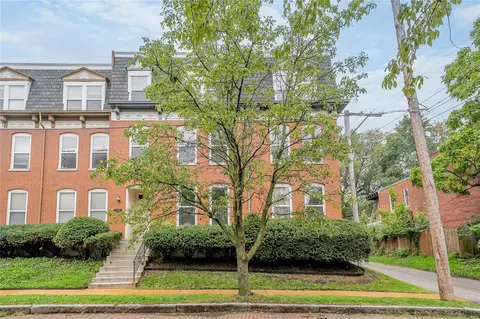 2322 Rutger St #B, Saint Louis, MO 63104