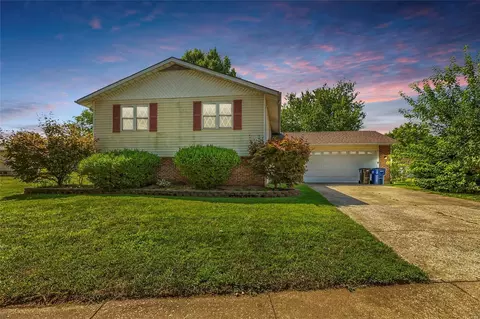 4120 91st Ave, Florissant, MO 63034