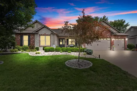 1239 Peaceful Valley Dr, Dardenne Prairie, MO 63368