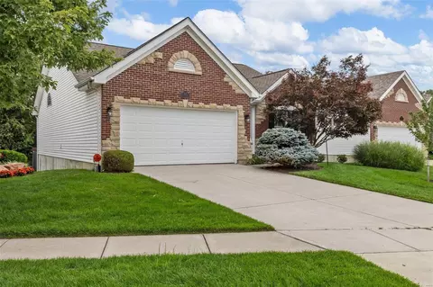 726 River Glen Dr, O'fallon, MO 63368 photo 2