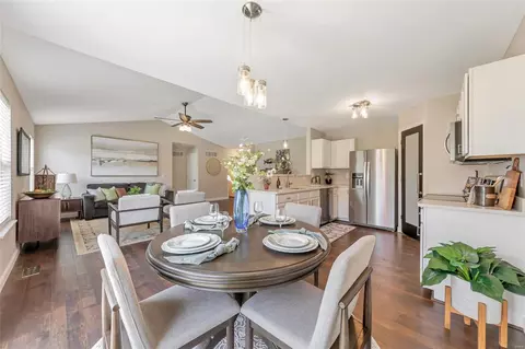 426 Wynchat Dr, O'fallon, MO 63366 photo 8