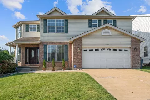 11004 Kingsmere Ct, Saint Louis, MO 63126