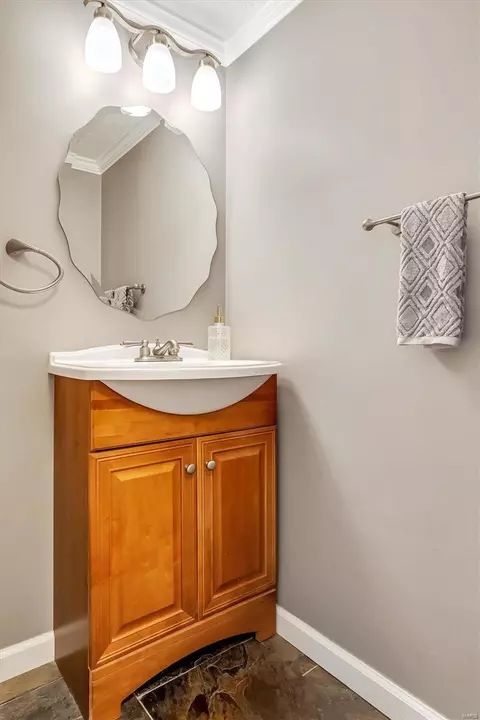 165 Carmel Woods Dr, Ellisville, MO 63021 photo 17