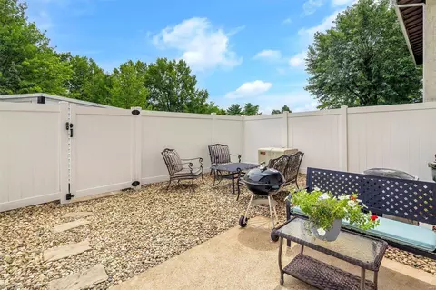 165 Carmel Woods Dr, Ellisville, MO 63021 photo 31