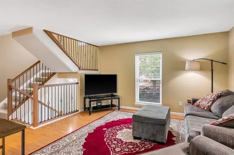 165 Carmel Woods Dr, Ellisville, MO 63021 photo 7