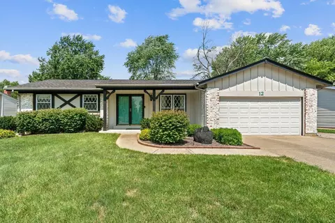 12 Oakridge West Dr, Saint Peters, MO 63376