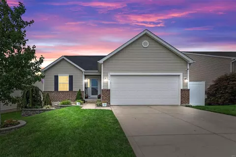 620 Hunt Run Dr, Wentzville, MO 63385