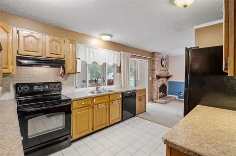 1421 Mautenne Dr, Manchester, MO 63021 photo 11