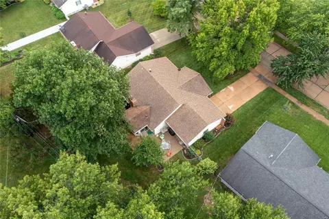 1421 Mautenne Dr, Manchester, MO 63021 photo 3