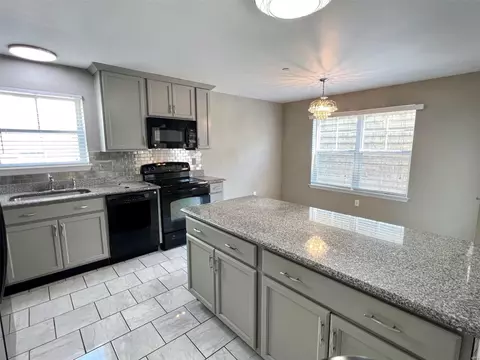 411 Bramblett, O'fallon, MO 63366 photo 8