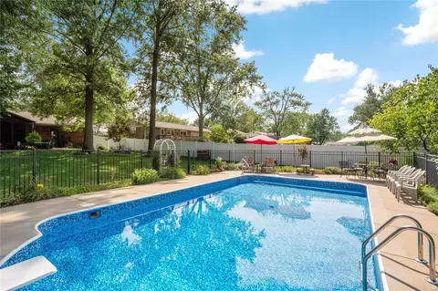 1363 Virginia Dr, Ellisville, MO 63011 photo 3