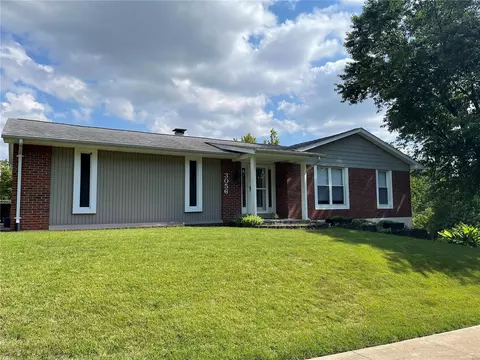 3056 Westminister Dr, Saint Charles, MO 63301