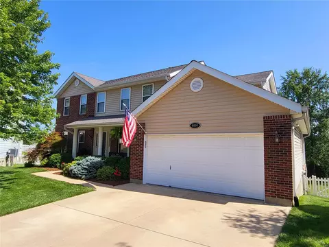 9806 Affton View Ct, Saint Louis, MO 63123