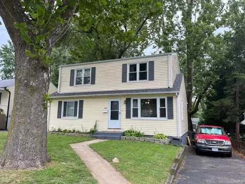 9534 Theodosia Ave, Saint Louis, MO 63114
