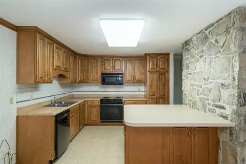 476 Manorcrest Ln, Ballwin, MO 63011 photo 26