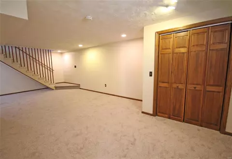 501 Oakton Ridge Ct, Ballwin, MO 63021 photo 22