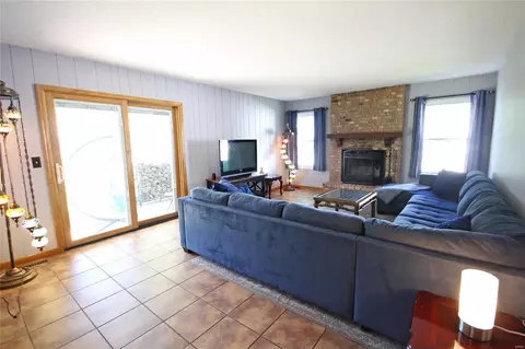 501 Oakton Ridge Ct, Ballwin, MO 63021 photo 12