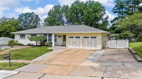 810 Posthorn Dr, Manchester, MO 63021 photo 3