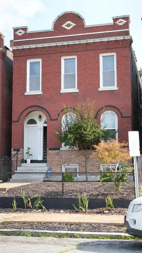 4367 Gibson Ave, Saint Louis, MO 63110