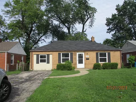 6613 Torlina Dr, Saint Louis, MO 63134