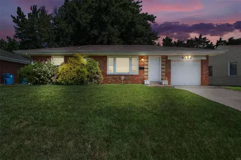 9505 Reavis Barracks Rd, Saint Louis, MO 63123