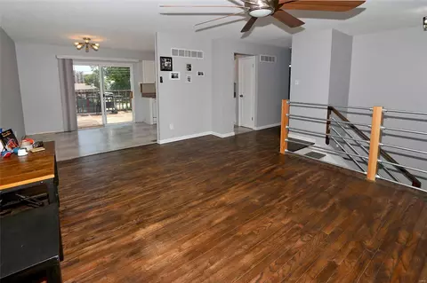 896 Oklahoma Ave, Ballwin, MO 63021 photo 3