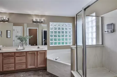 1362 Arbor Bluff Cir, Ballwin, MO 63021 photo 22