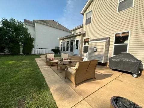 1362 Arbor Bluff Cir, Ballwin, MO 63021 photo 31