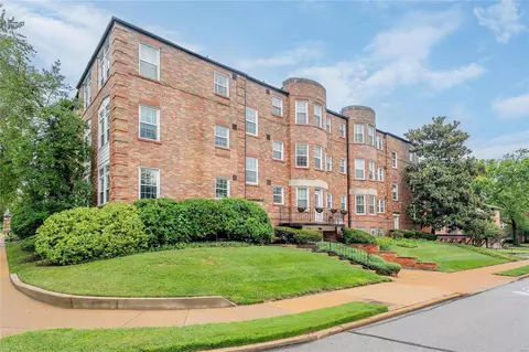 8054 Davis Dr #80543N, Saint Louis, MO 63105