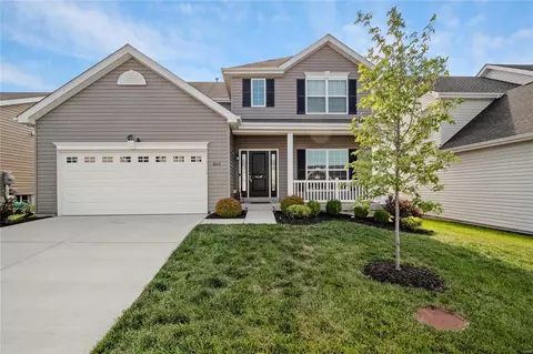 204 Pearl Vista Dr, O'fallon, MO 63366