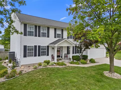 541 Leslie Mitch Ct, Saint Charles, MO 63304