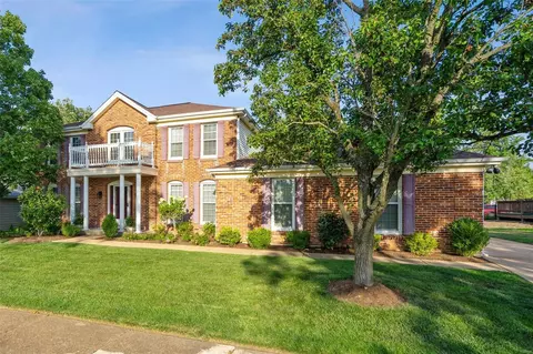 2726 Quail Valley Dr, Wildwood, MO 63005