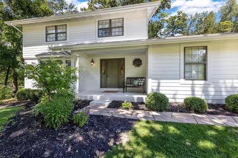 5 Ravenwood Ct, Lake Saint Louis, MO 63367