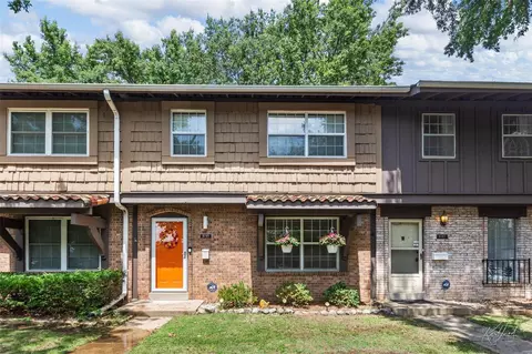 8745 Santa Bella Dr, Hazelwood, MO 63042
