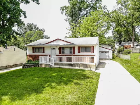 10015 Kilrush Dr, Saint Louis, MO 63123