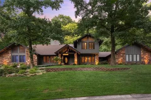 1731 Millstream Dr, Chesterfield, MO 63017