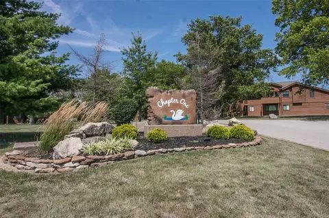 852 Hemingway Ln #G, Weldon Spring, MO 63304